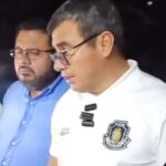 Policías abaten a normalista de Ayotzinapa en retén; estudiantes queman patrulla