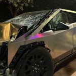 Encuentran ‘narcobúnker’ en Sonora con un arsenal y autos robados