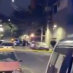 Familiares de víctimas de ‘Guerra Sucia’ protestan con féretros en Guerrero