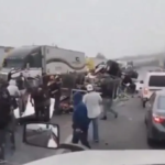 Asesinan a balazos a una mujer frente a sus hijos en Monterrey