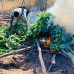 Se registra incendio en respiradero del Río de los Remedios, en los límites de GAM y Ecatepec