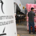 Detienen a 8 hombres armados, confiscan vehículos blindados tipo monstruo y armamento en Angostura, Sinaloa