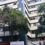 Desalojan el CCH Sur ante reporte de alumno lesionado tras aventarse de un edificio