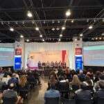ABANICO/ Del bufón y las risas en la oficina