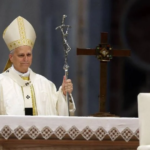 En Coyuca de Benítez, Presidenta entrega tarjetas de la Pensión Mujeres Bienestar; más de 74 mil mujeres reciben este apoyo en Guerrero