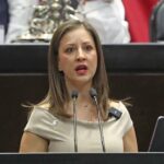 Sheinbaum llama a mirar la historia y comprometernos con el futuro de todas las mujeres de México