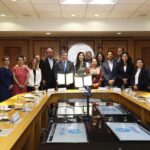 EU revoca la residencia permanente a la portavoz de los estudiantes que tomaron la embajada en Irán en 1979