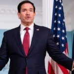 Intervienen comandancia de Coscomatepec, Veracruz, tras hallazgo de presunta droga a seis policías