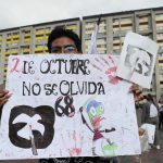 Sheinbaum recuerda Tlatelolco y condena la represión contra movimientos sociales