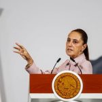 Estudiantes de Cornell exigen justicia tras denuncia por violación y grafitean edificio administrativo